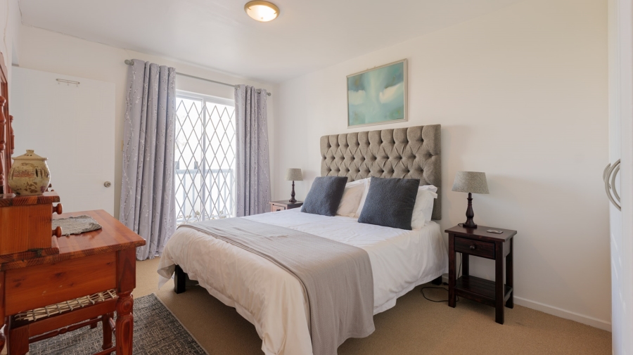 3 Bedroom Property for Sale in Struisbaai Western Cape